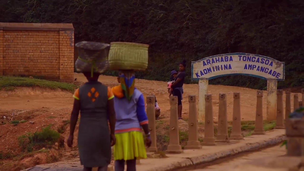 Akaniko José & Frère