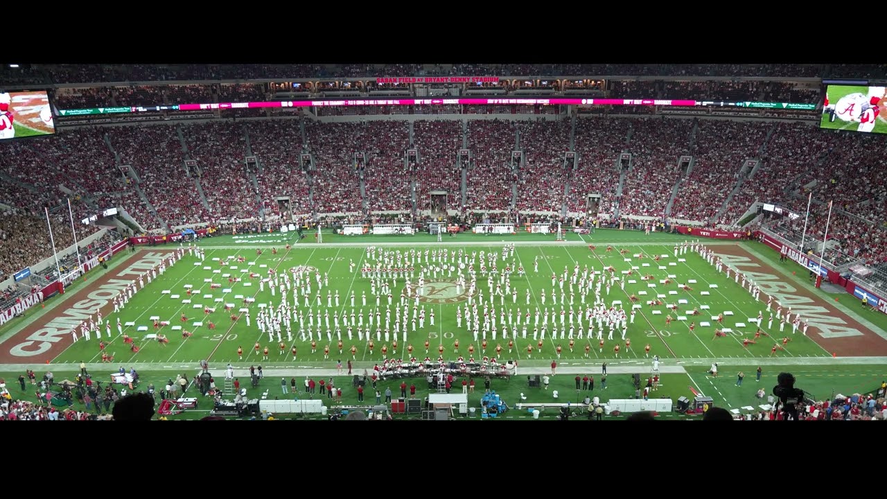 The University of Alabama Million Dollar Band / Halftime Show / Million Dollar Divas vs Georgia