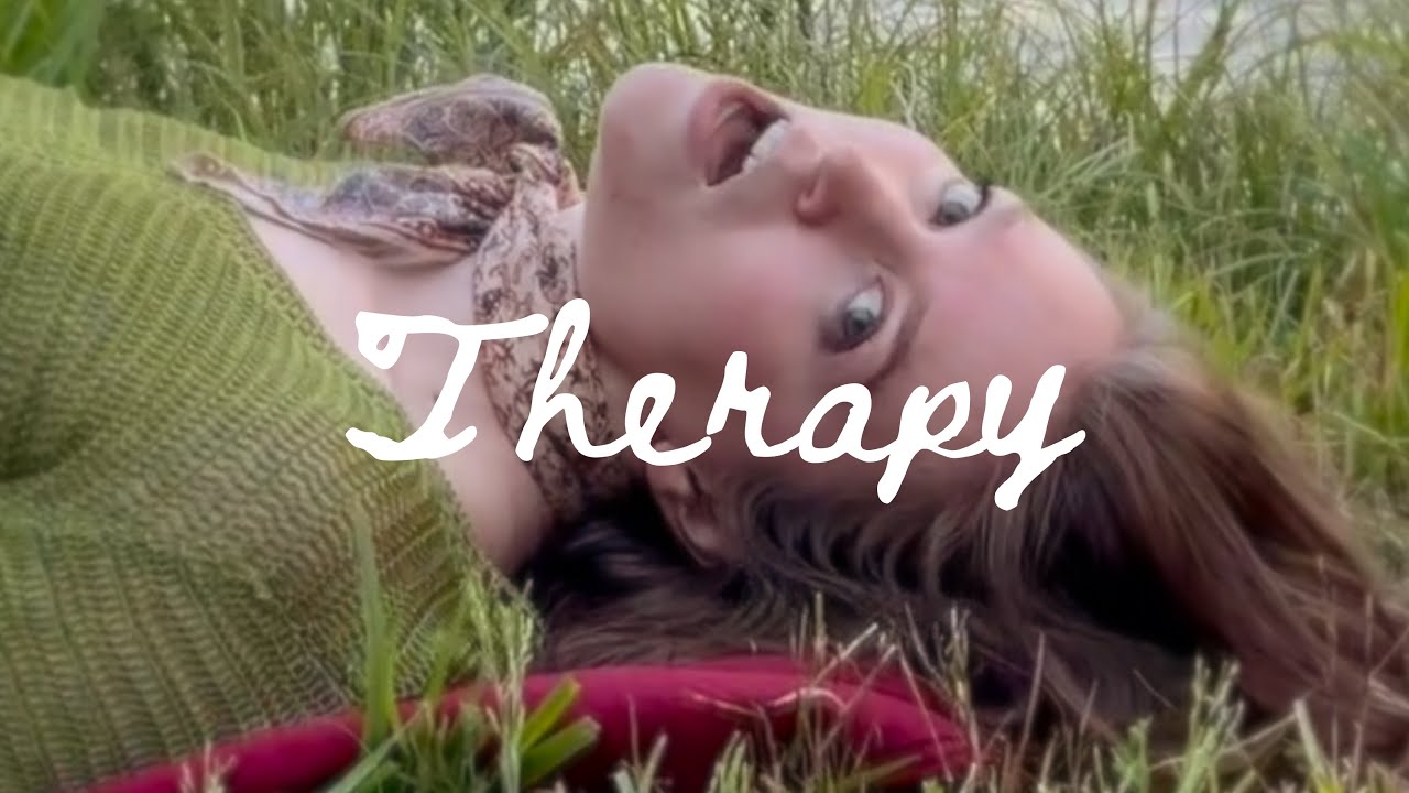 Mary Moore - 'Therapy' (Visualizer)