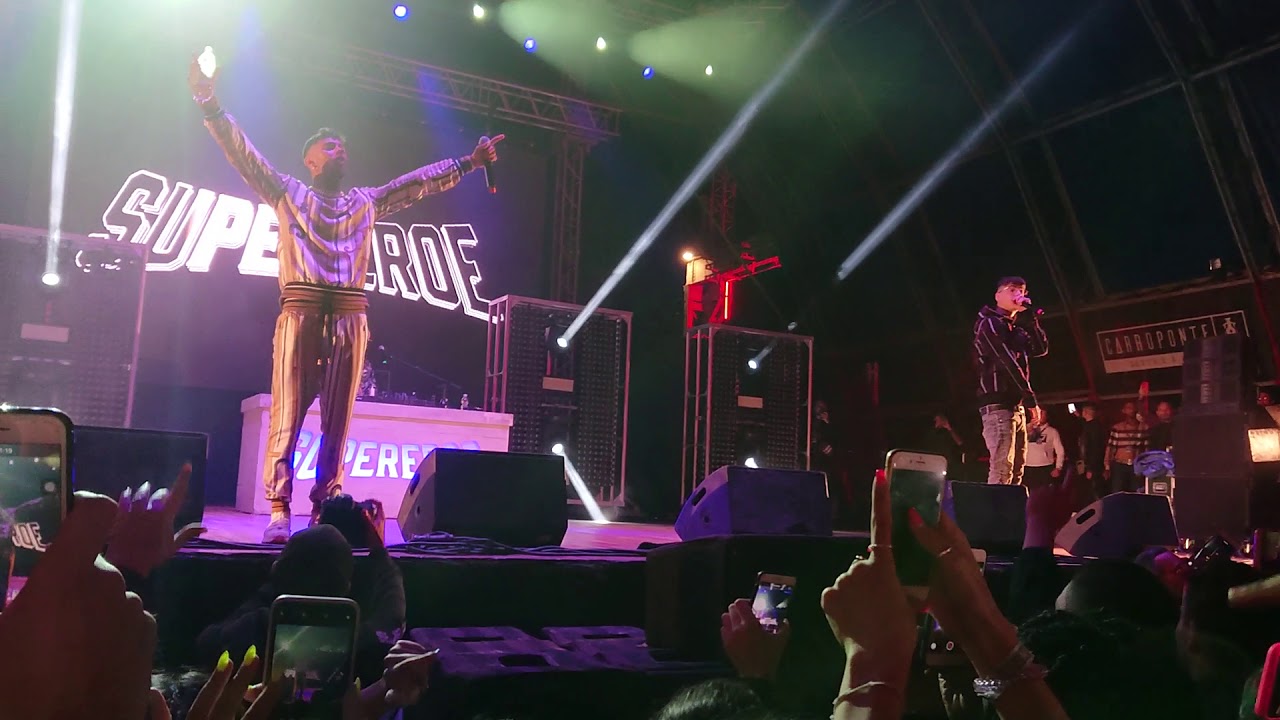 Emis Killa Live Carroponte feat Shiva Mon Fre
