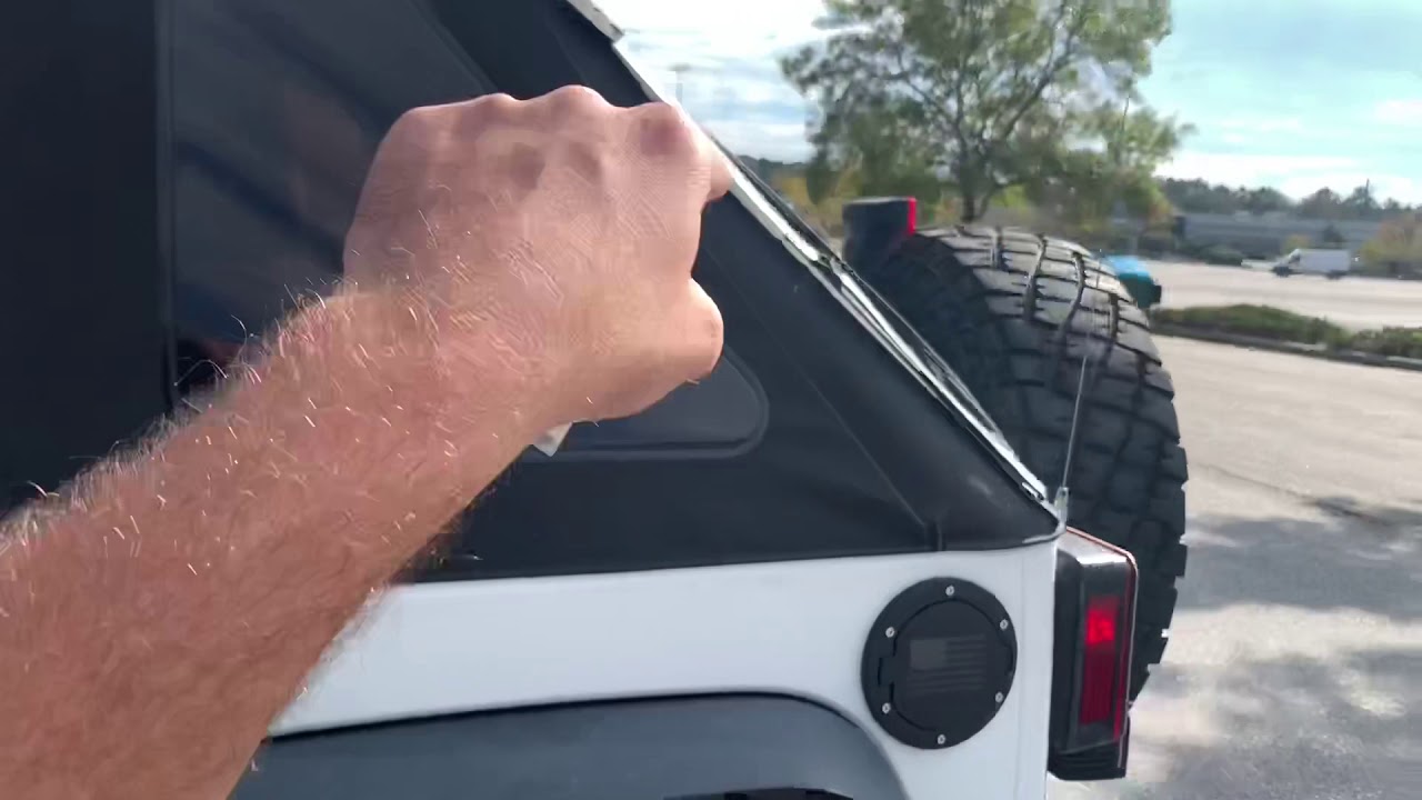 Things to Know about Jeep Wranglers with Soft Tops & Big Tires | Wa Wa Sound & Flapping Sound Review