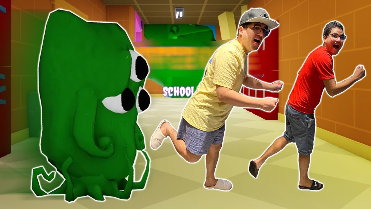 UM MONSTRO GOSMA GIGANTE INVADIU A NOSSA ESCOLA!!! - Roblox Slimey