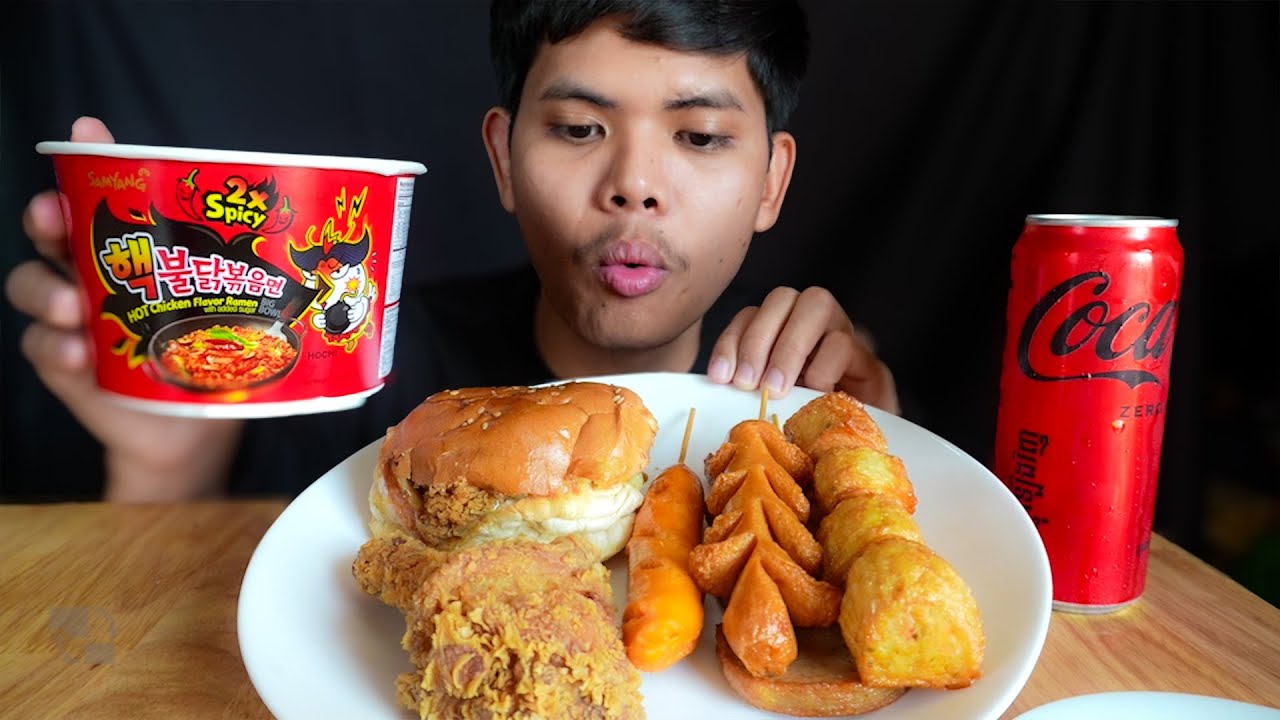 MUKBANG ASMR SPICY FIRE NOODLES & BURGER & FIRED CHICKEN & MEATBALLS