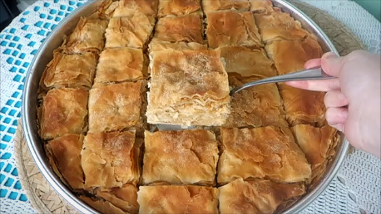 Sekretet per lakror (byrek) tradicional me pete te pjekura me fasule. Gatuajme me mamin petanik