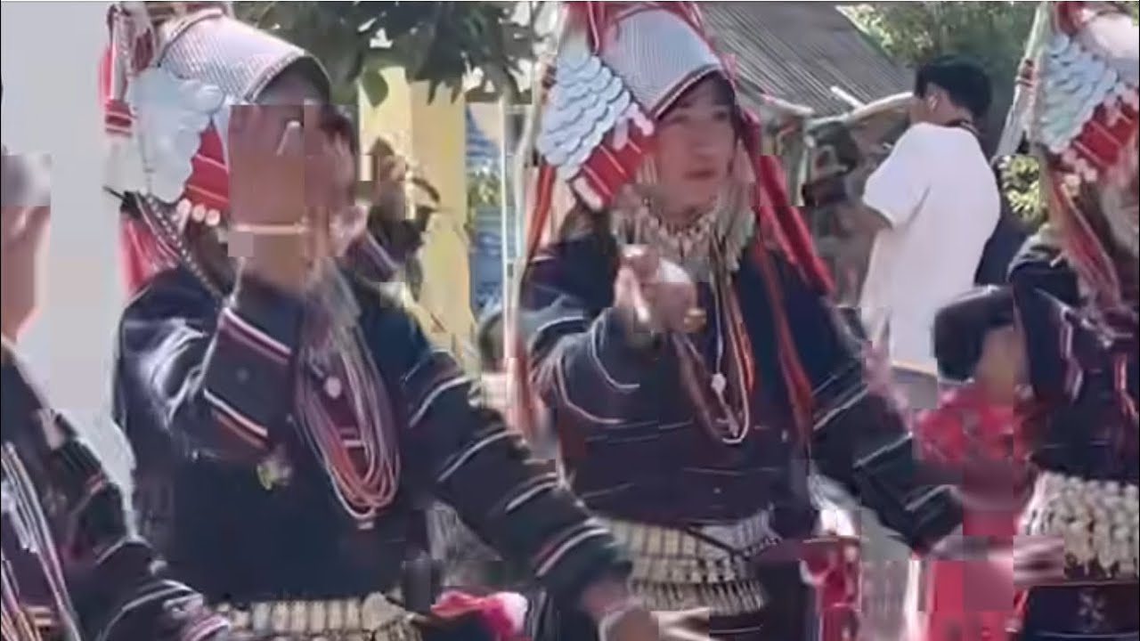 การแสดงของกลุ่มแม่บ้าน #วิถีชีวิตบนดอย #อาข่า #เพลงอาข่า #เพลงเพราะ