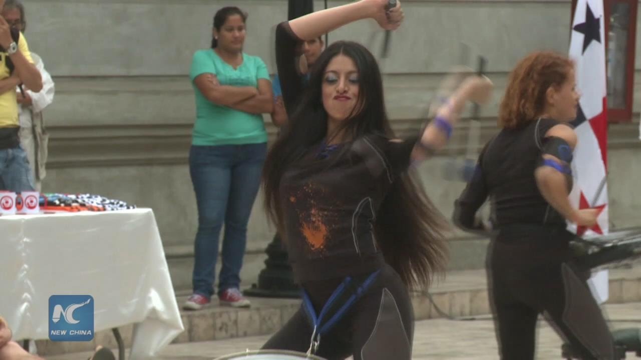 Peru festival shows off folklore from around the world