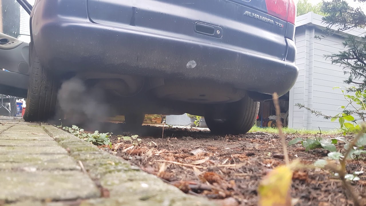 Cold Start 1.9 TDI - 2000 Seat Alhambra with 262,000 km 4°C (40°F)