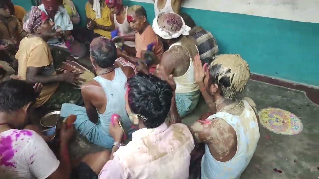 Holi in Bihar | Holi the festival of mud and  colour.