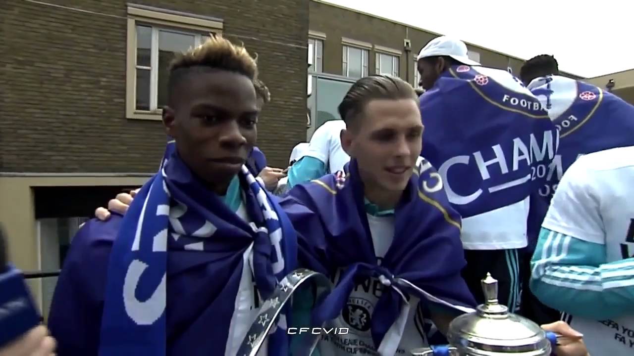 52  Chelsea Champions 2015  Victory Parade   Part 2