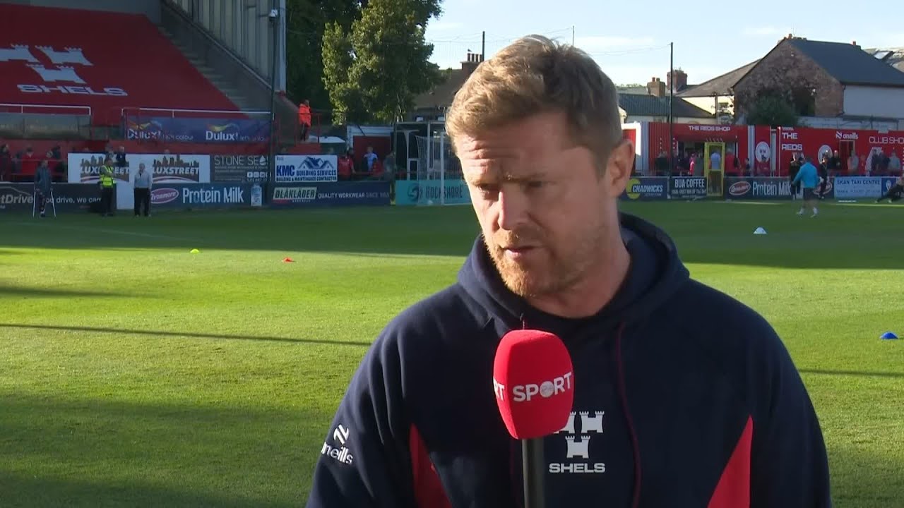Damien Duff calls shots of him at Dalymount Park 