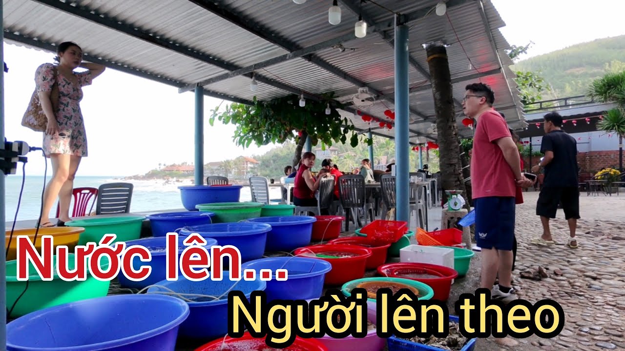 Một buổi chiều nước lên và ....người cũng lên tại BÃI XẾP Quy Nhơn😀