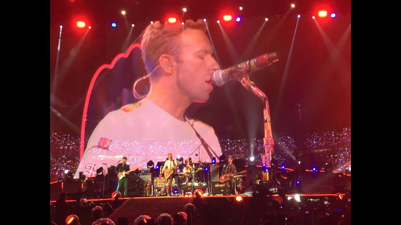 Coldplay - The Scientist (Live Barcelona May 26, 2016)