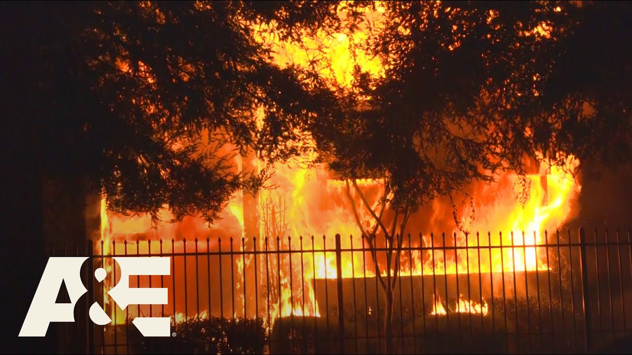 Live Rescue: Apartment Complex Recovered from Huge Fire (Season 2) | A&E