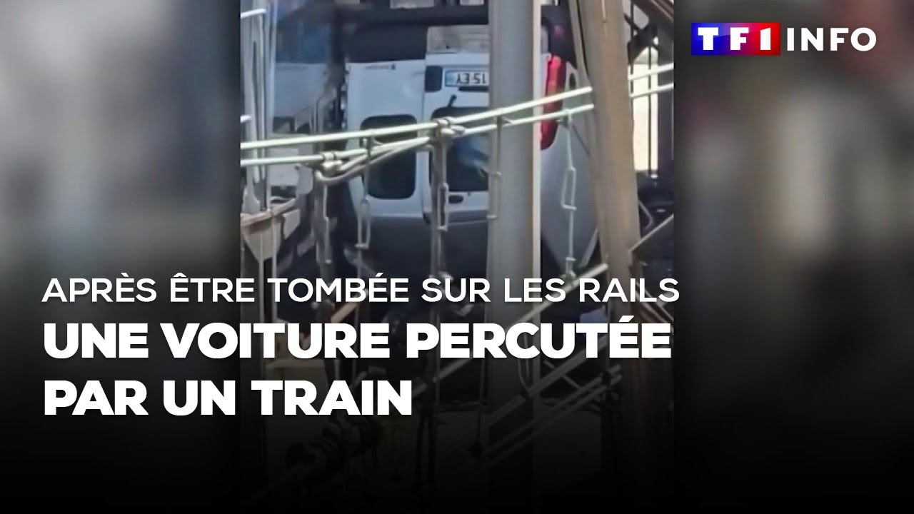 Après être tombée sur les rails : une voiture percutée par un train