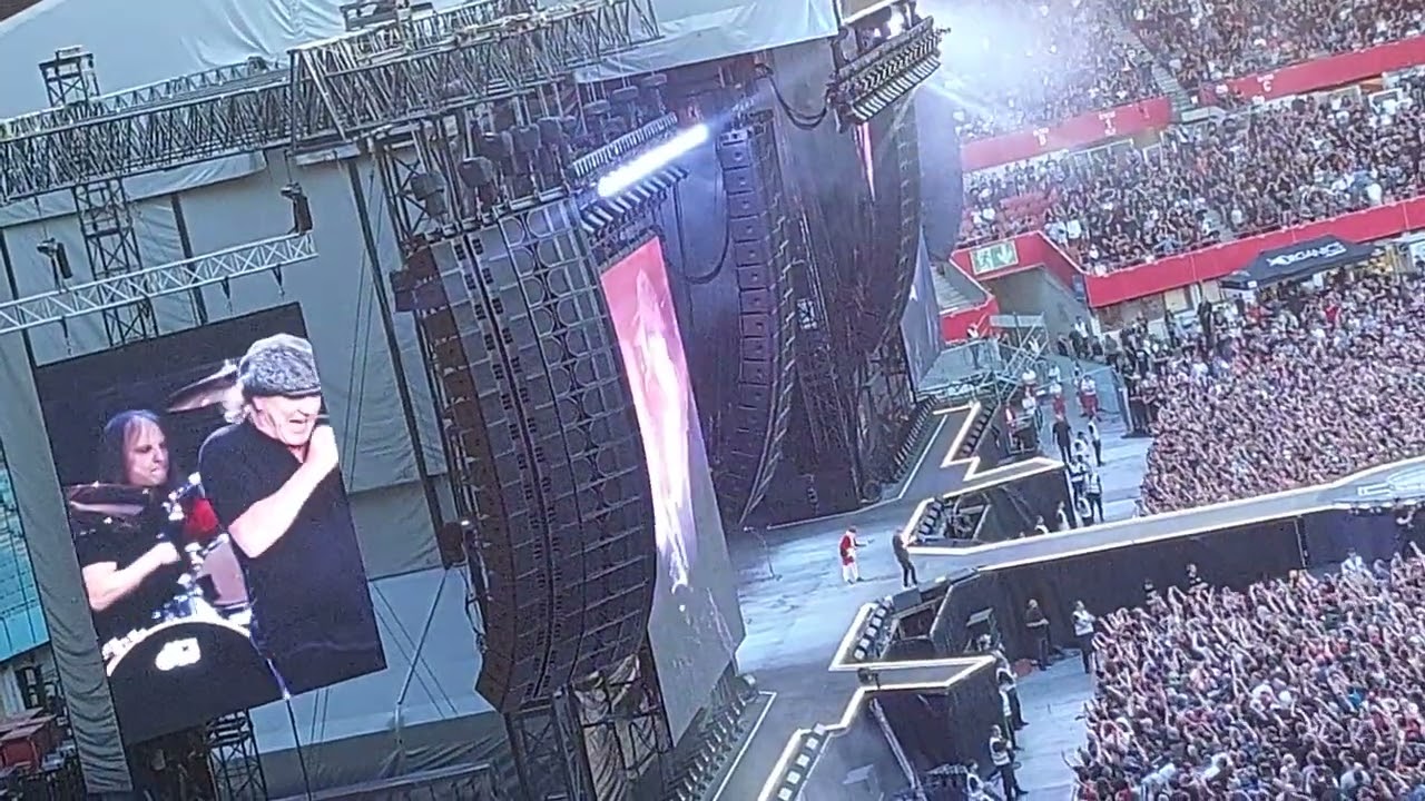 AC/DC - Thunderstruck @ Ernst Happel Stadion 23.06.2024 Wien