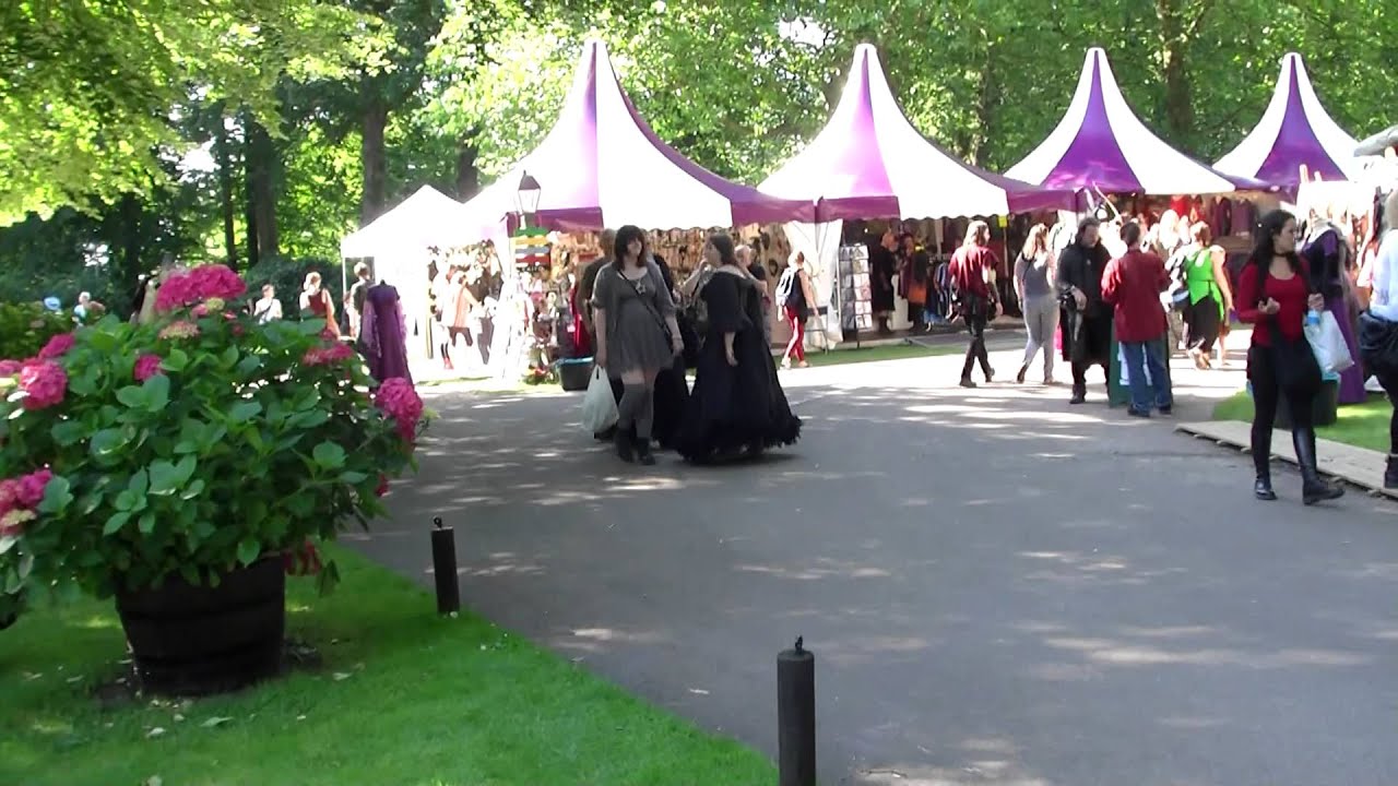 Castlefest 2012: street walk