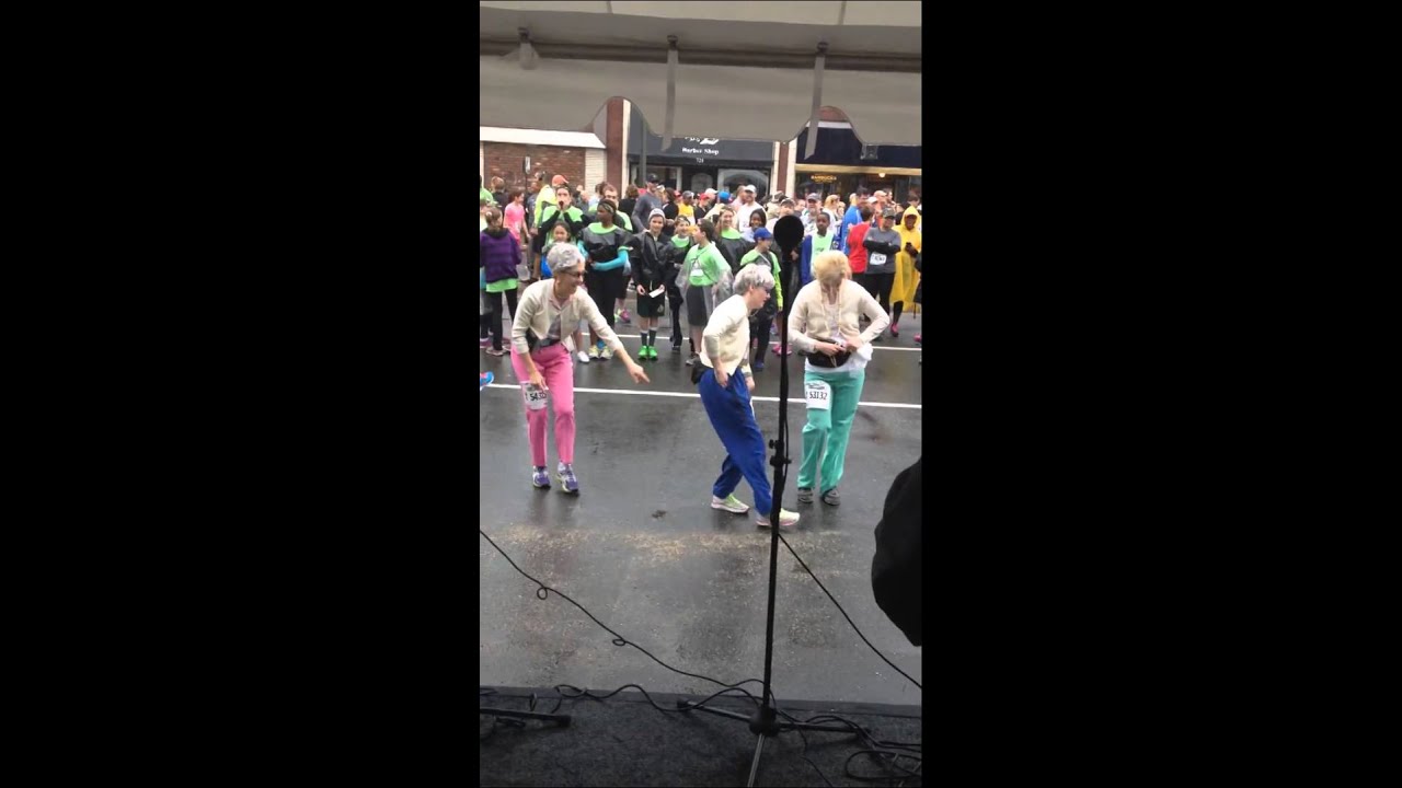 Jammin Grannies at Ukrops 10K