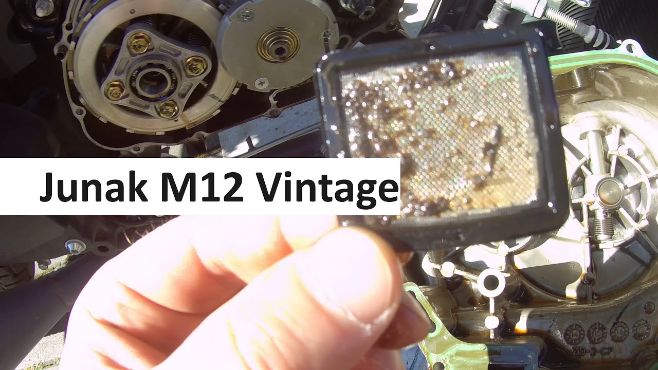 Junak M12 Vintage filtr oleju siatkowy po 11.379km -czyszczenie