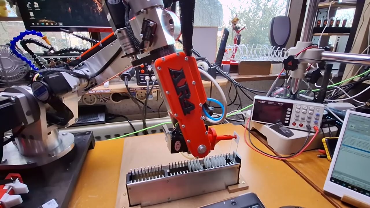 AR4 Robot arm load slide into cassette