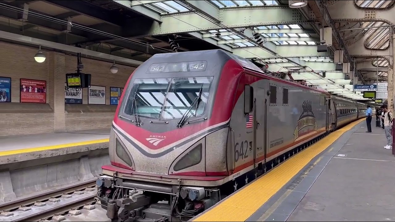 NJT and Amtrak action at Newark Penn Station, NJ with Amtrak 642 9/22/25