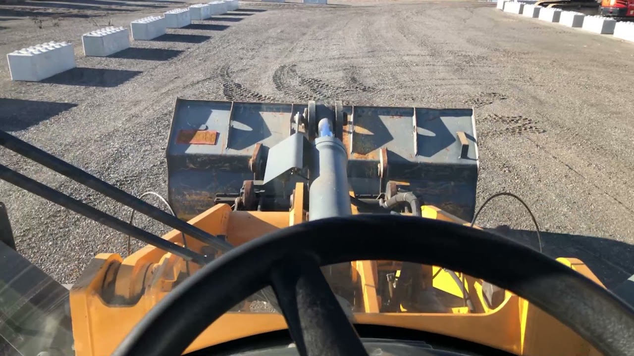 Used Liebherr L 524 | Used Wheel Loader | equippo.com | Used heavy equipment
