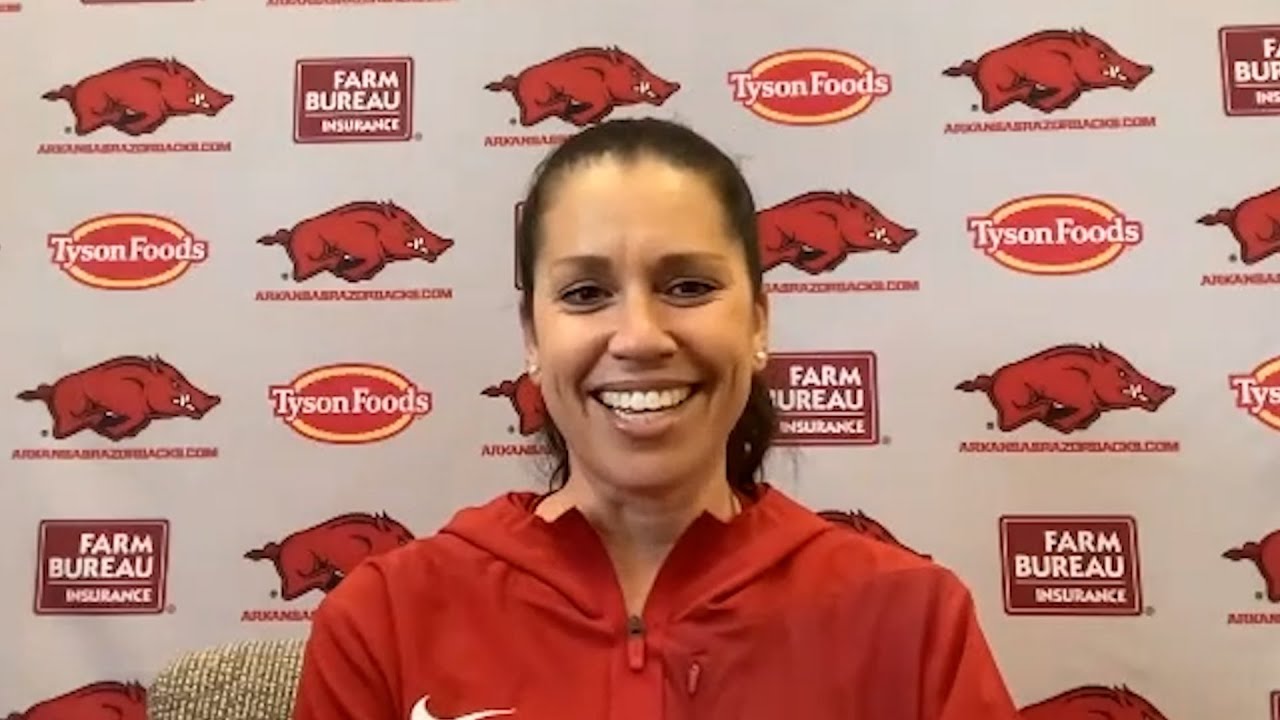 Arkansas softball head coach Courtney Deifel and players reflect on 400th career win after 10–2 vict