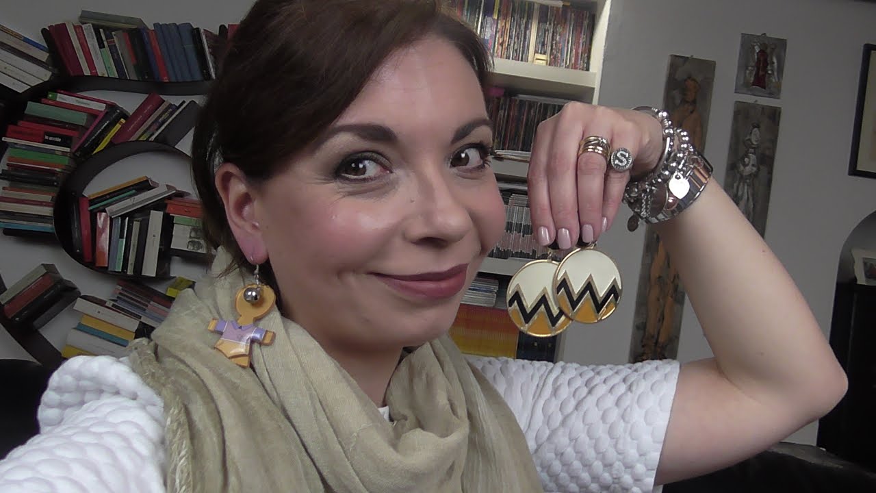 Welcome to my wardrobe #3 ACCESSORI CHE FANNO IL LOOK (bracciali, orecchini e foulard indossati)