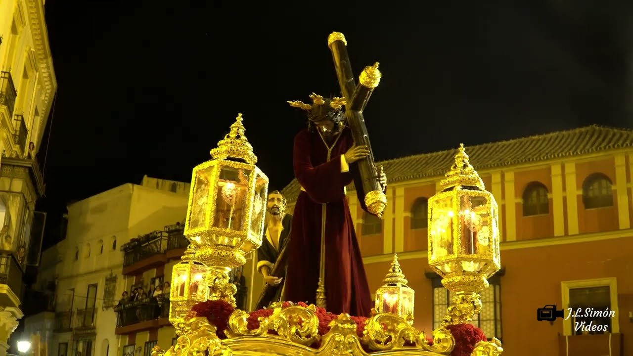 HDAD. DE SAN ROQUE en la Plza. de San Ildefonso.SEMANA SANTA SEVILLA 2023