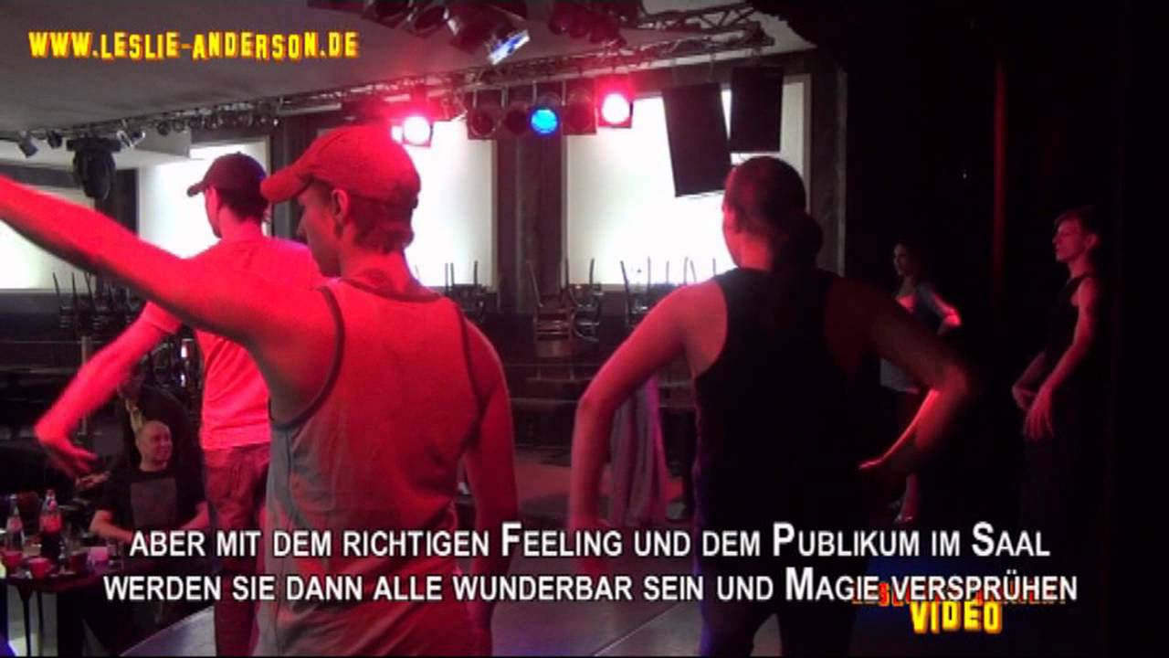Travestie - Leslie Anderson - Keep it gay Proben Revue Paris'Carte Blanche' Musik-Doku