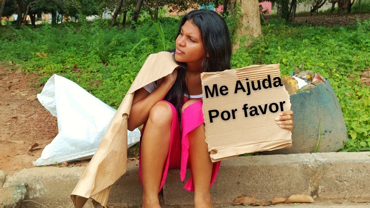 Ela Foi Expulsa Como Lixo... Mas O Mundo Deu Volta