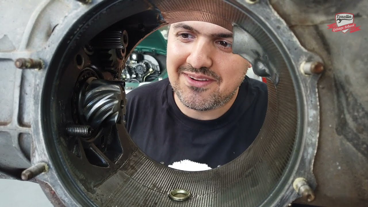 Tonella - Como funciona o câmbio do Fusca, com Thiago Gaban 02