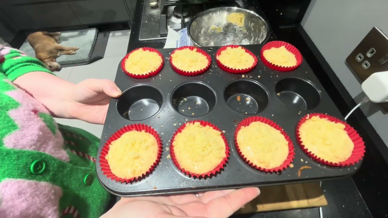 Making muffins 6 different ways 🧁