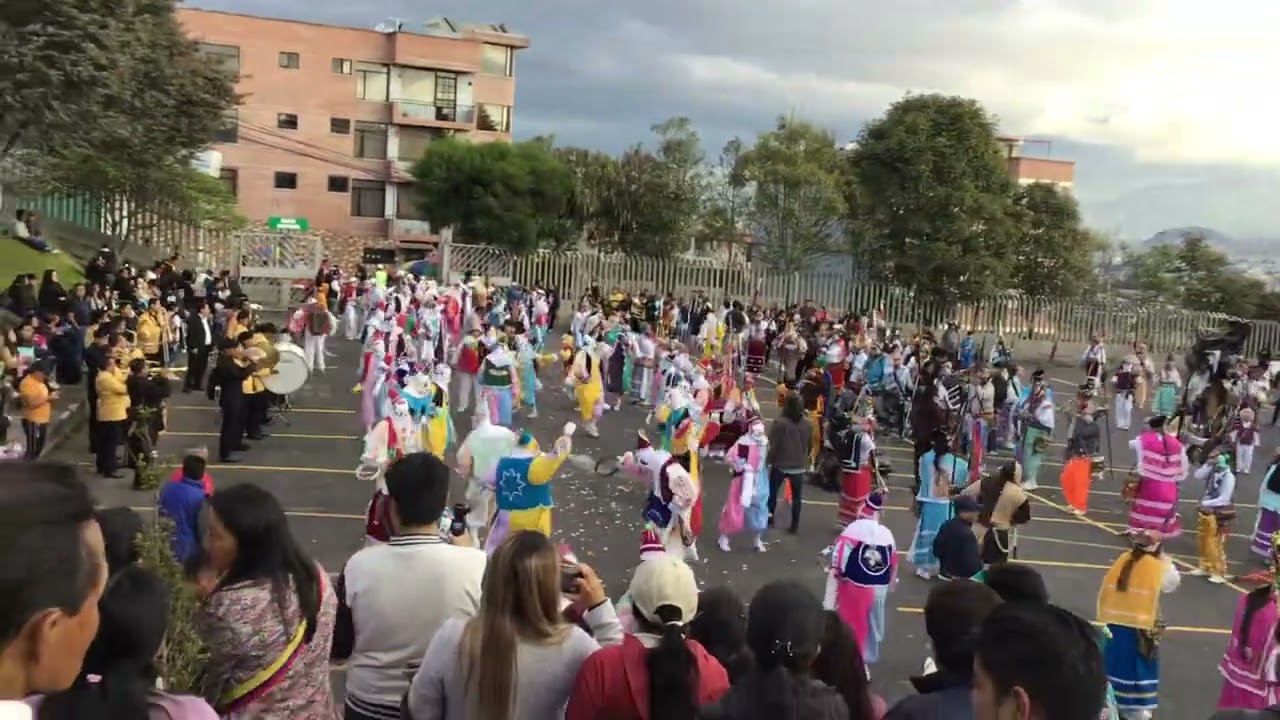 MANO A MANO La Súper Banda Orquesta San José del Inca “banda de pueblo” TELF: 098-391-1873