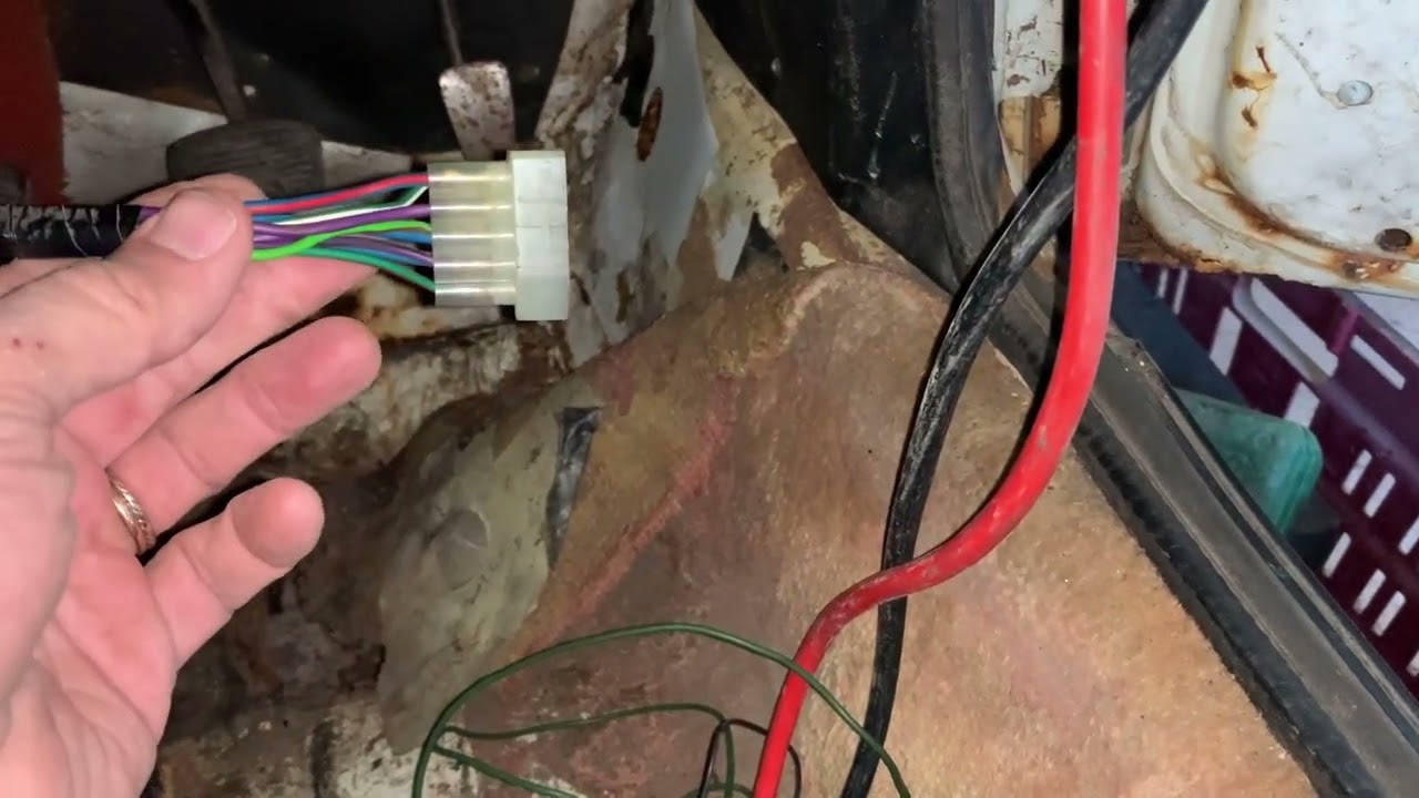Triumph TR7 Restoration: Wee Amy Electics Part 2