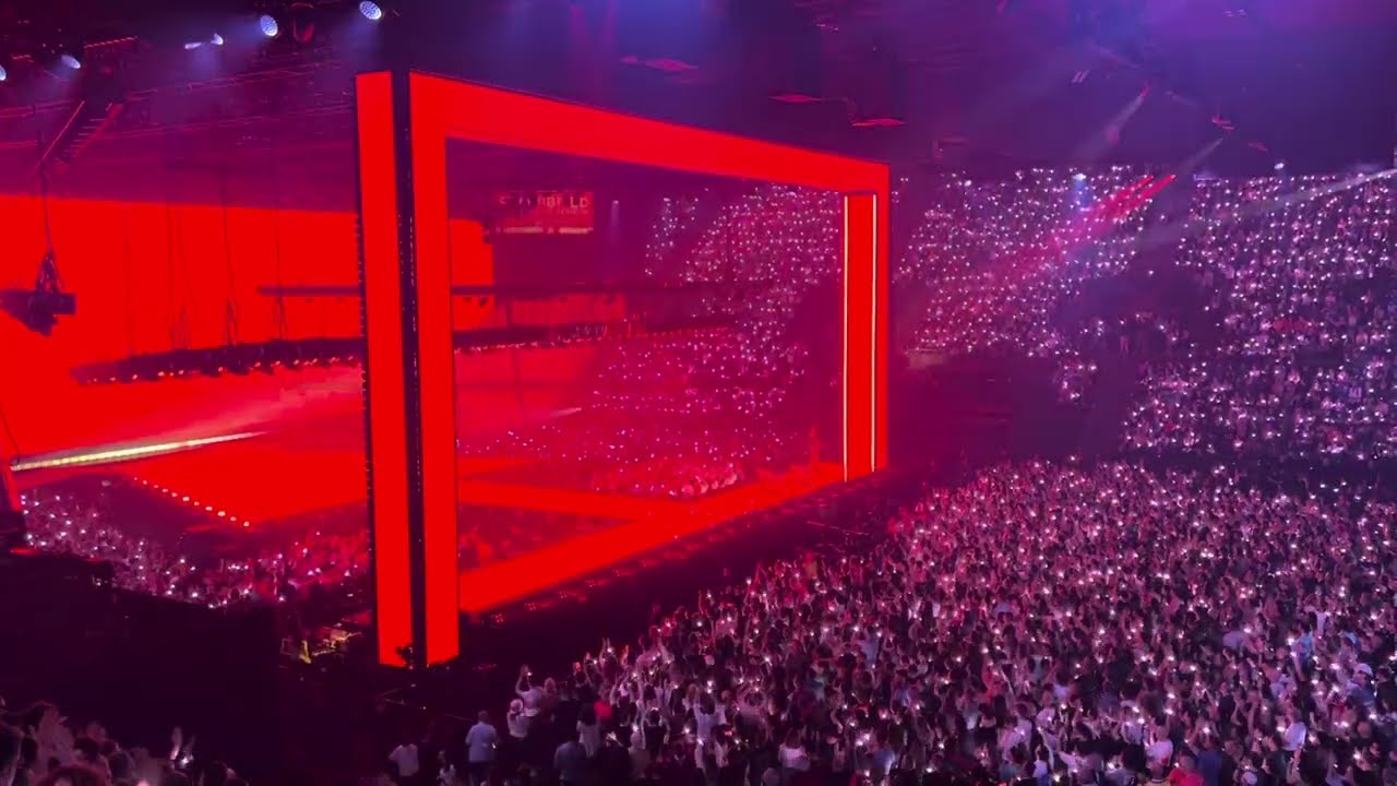 Red Sebastian - Strobe Lights &bull; Eurovision 2025 - Belgium 🇧🇪 Live in Semi Final 1 (Jury Show)