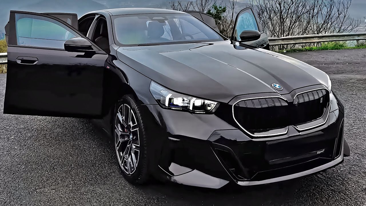 2025 BMW 5 Series M Sport Pro: Black Sapphire | Ultimate Luxury Sedan