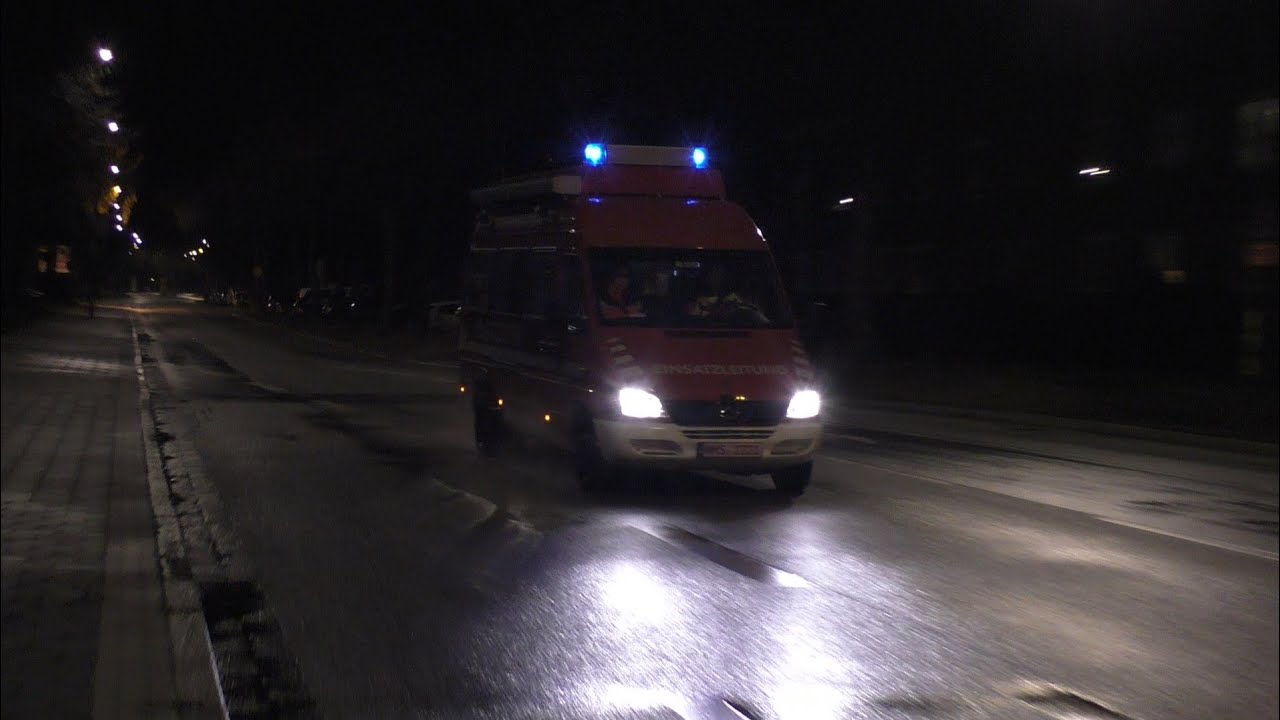 Großfeuer+Ausnahmezustand in Neumünster |
BF+FF Einsatzfahrten