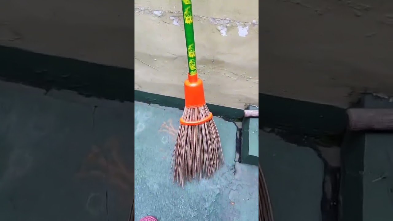Coconut Leaf Stick Broom Manufacture