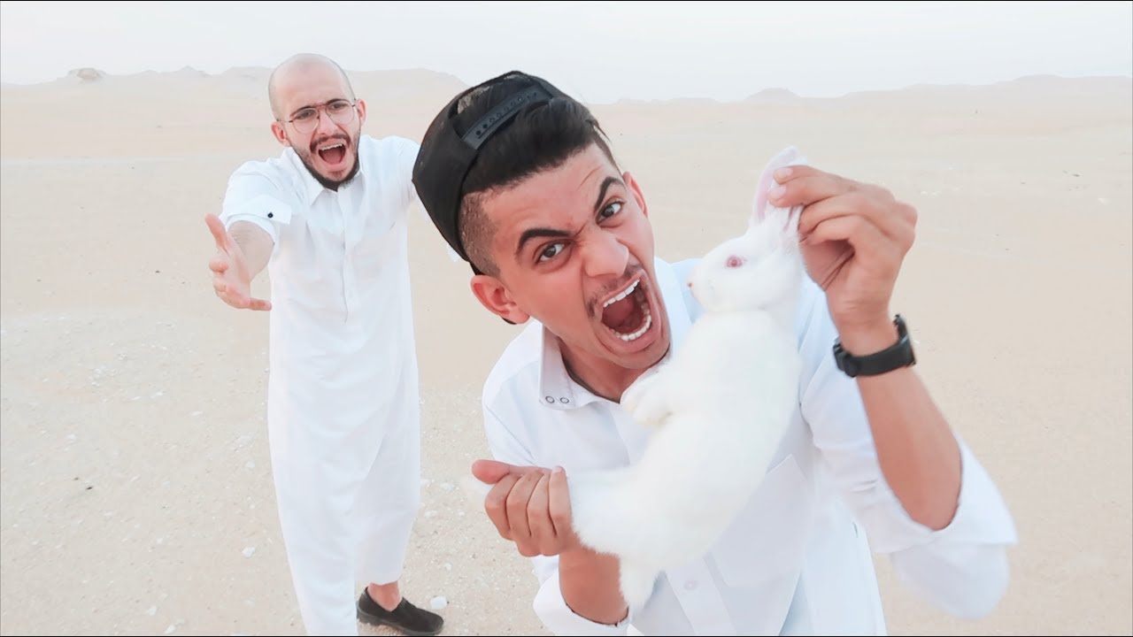 تحدي البقاء على قيد الحياة في الصحراء ( الجزء الاول ) 🐪 !!