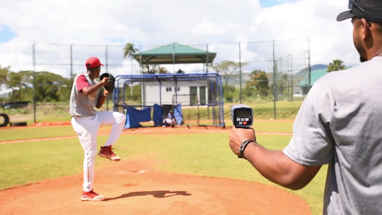 RHP, Hadniel Payamps (COMMITED to a JC)