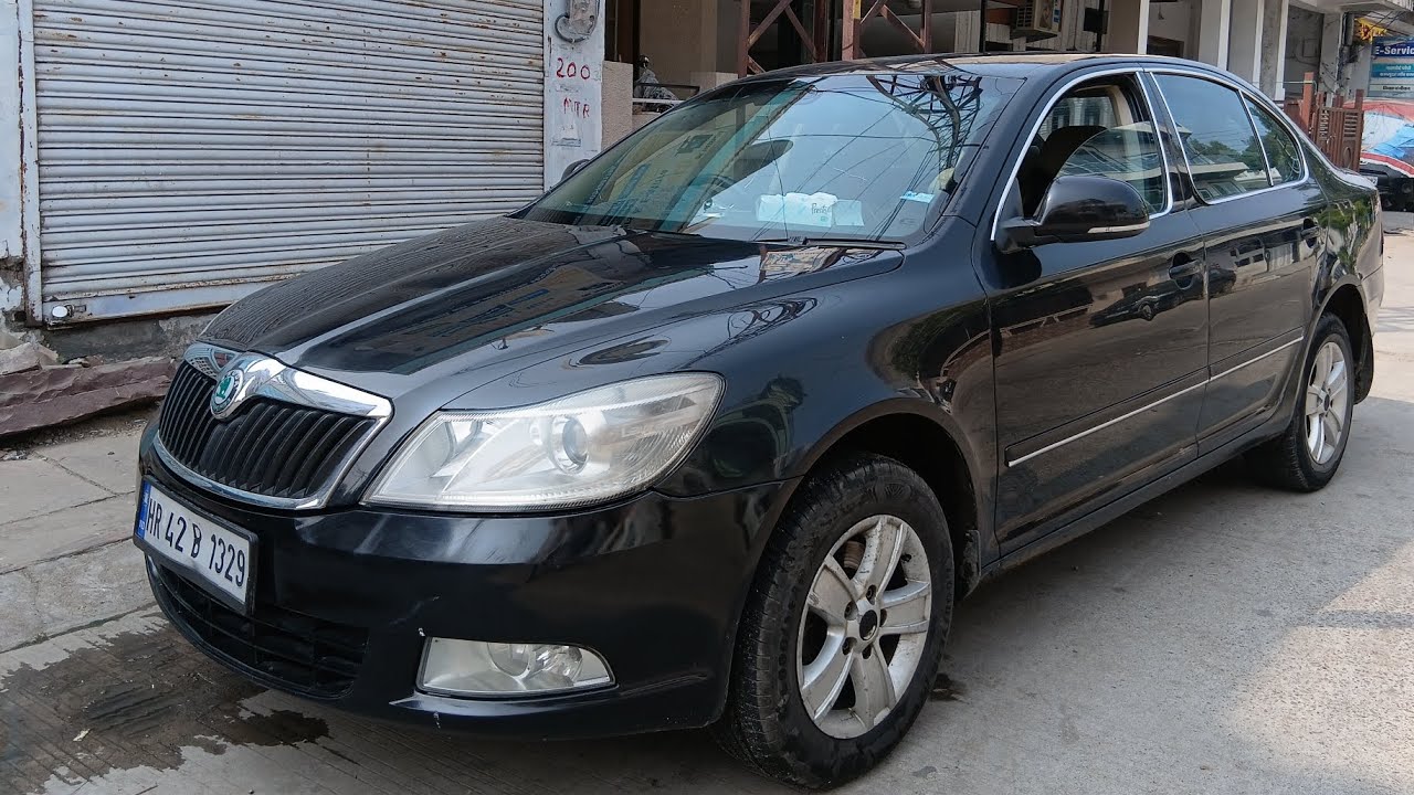 KALA GHODA SKODA LAURA AUTOMATIC TOP MODEL #carlover #carreview #cardriving 