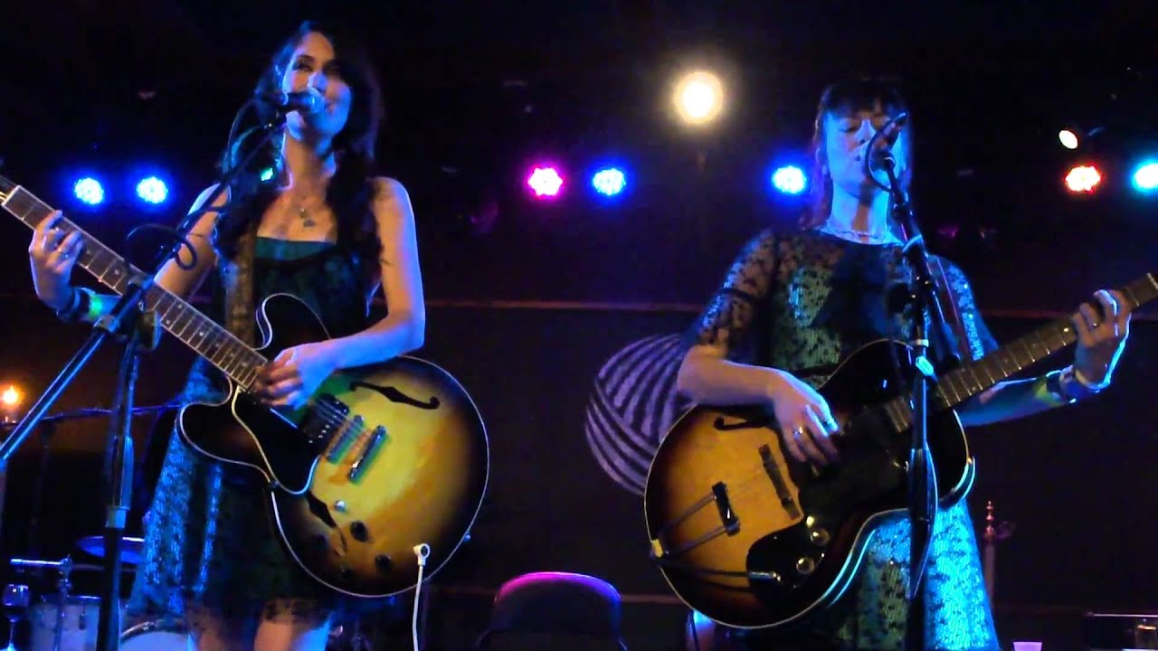Azure Ray - Rise Live at Knitting Factory 11-14-10.m2ts
