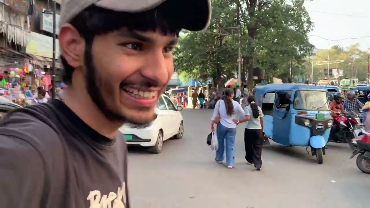 Gaya Hm Log Shopping 🛒 Krna ... Keep Support #vlog #views 