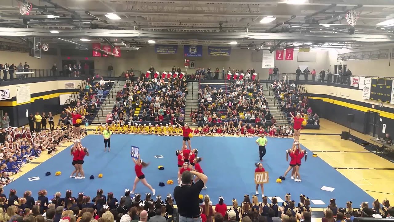 Prior Lake Varsity~Santas Cheer Shop 2015