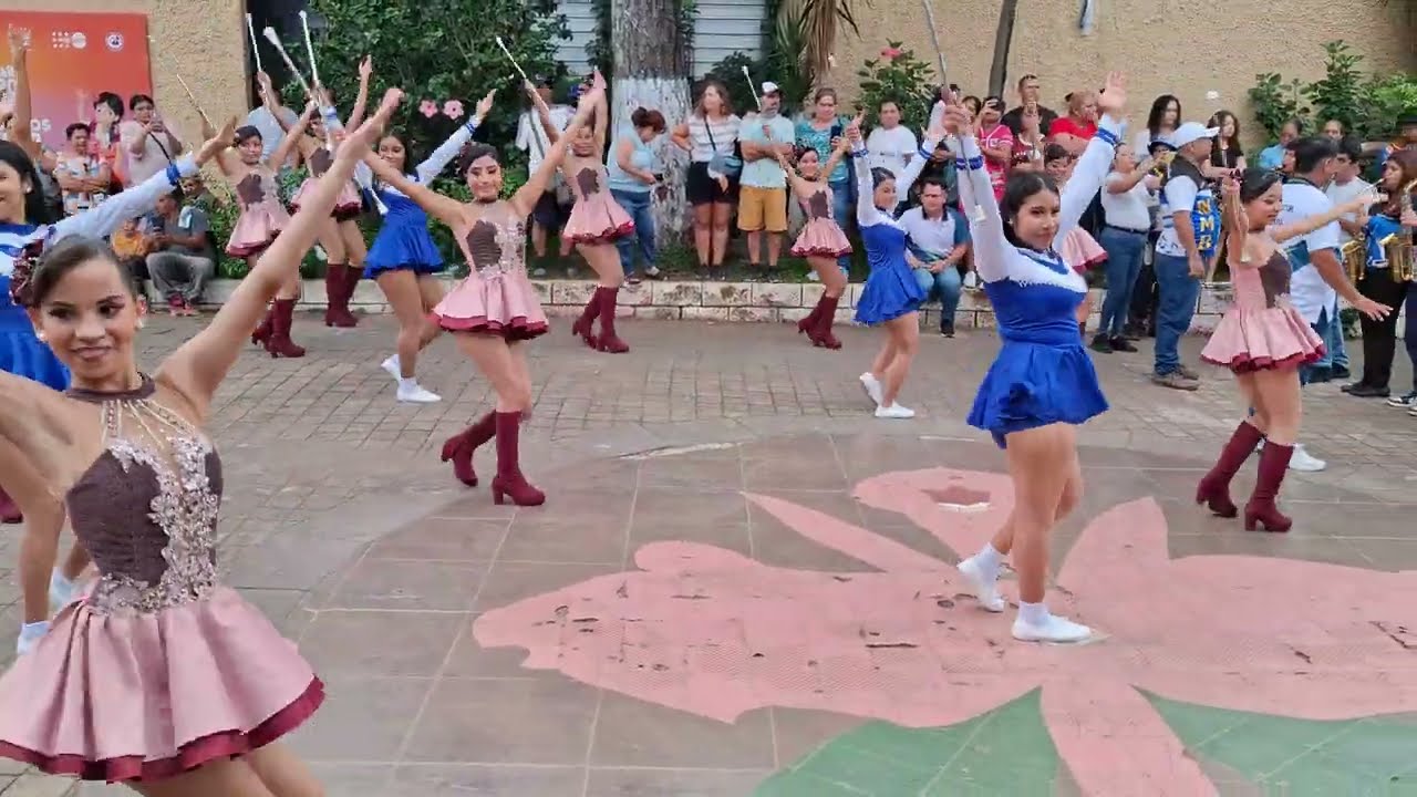 BANDAS COED Fray INNA Instituto de Nahuizalco INJU Institutno Naciinal de JUAYUA cachiporristas