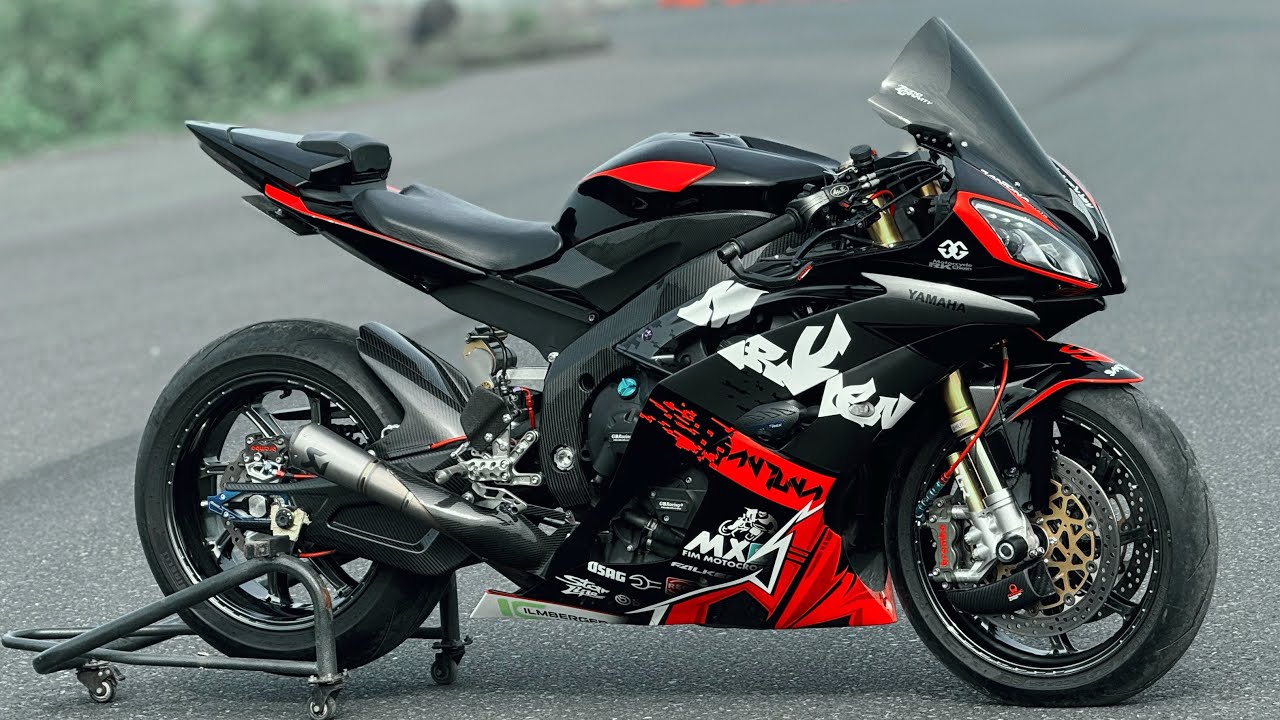 Yamaha R6 Đầu Tiên Đông Nam Á đi set Gấp cá voi