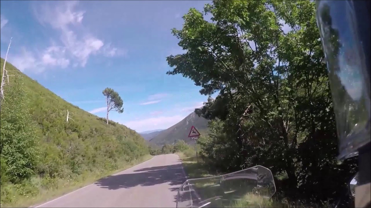 Puerto de Ancares en moto: Descenso hacia Pereda de Ancares