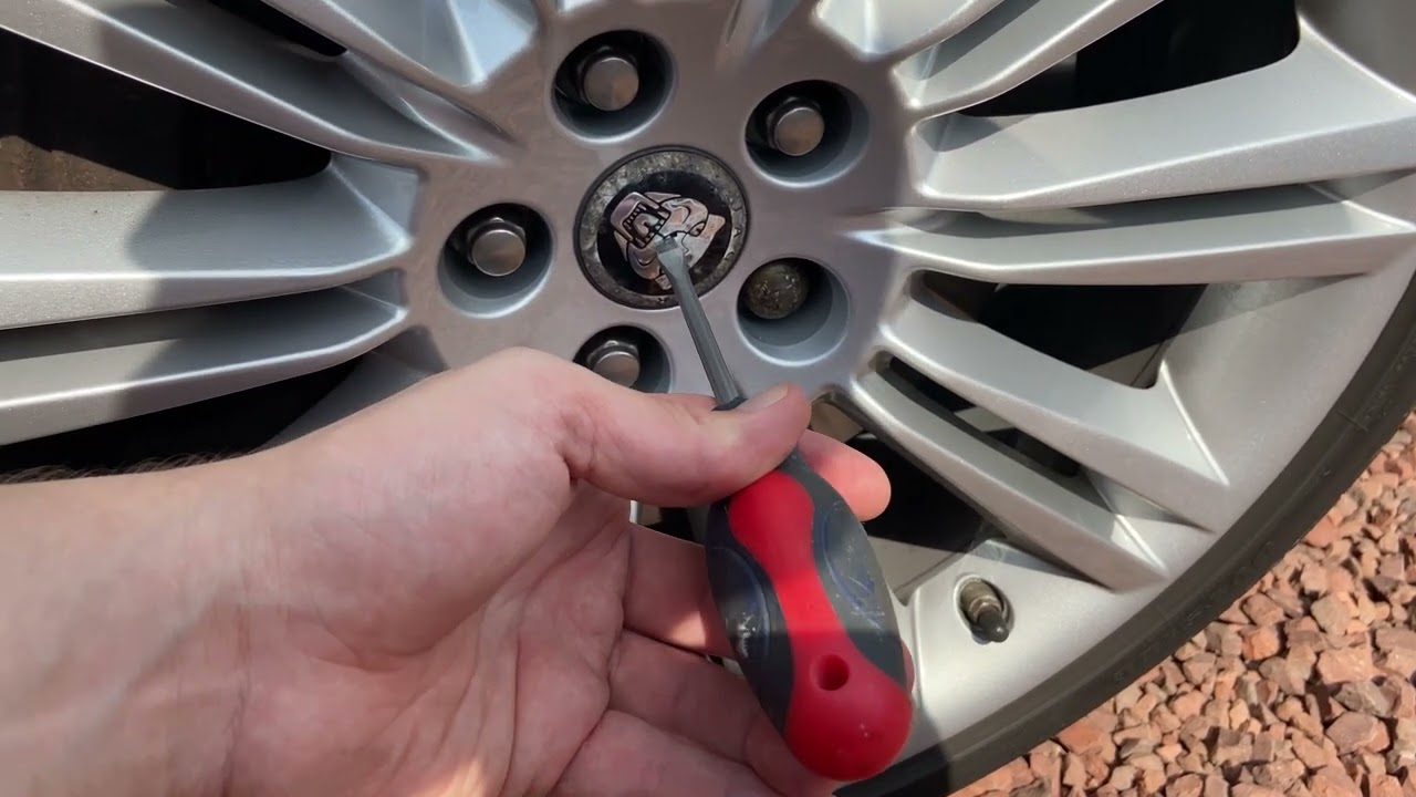 How to replace your wheel centre caps (Jaguar XJ)
