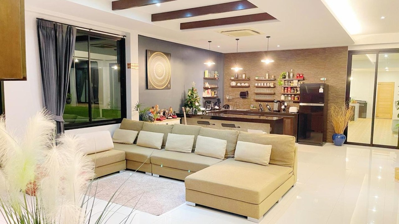 Spacious Private Villa Modern Style near beach | Phang Nga, Thailand | Hotel Review 🏩