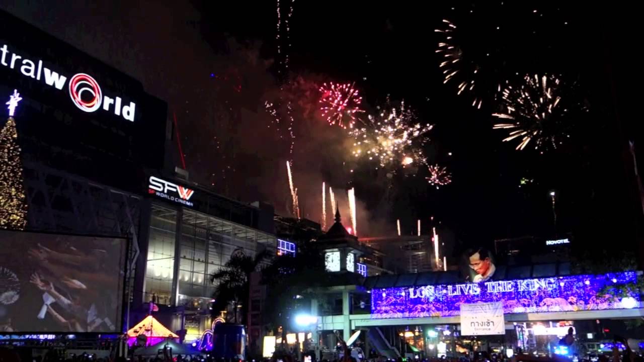 2013 Countdown Bangkok New Year's Eve at Central World HD